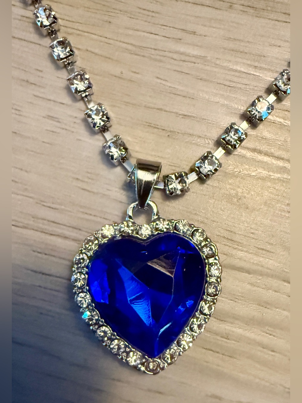 New Titanic Heart Of the Ocean Women Blue Crystal Necklace 19.5” Long Retro Y2K